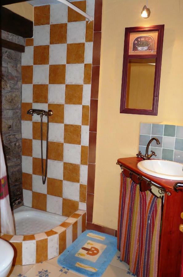 La Colmenita Apartamento Navalsaz Exterior foto